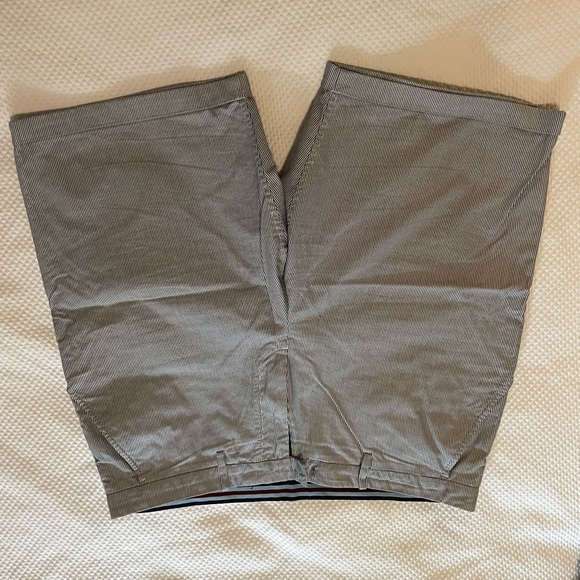 Dress shorts, seersucker, Fred Perry size 34 - Picture 1 of 3